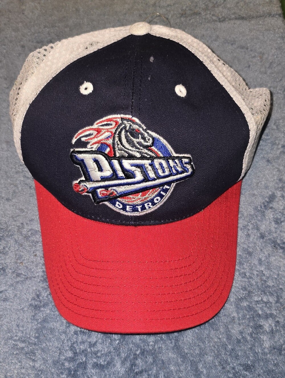 Reebok NBA Detroit Pistons Red & Navy Trucker Hat